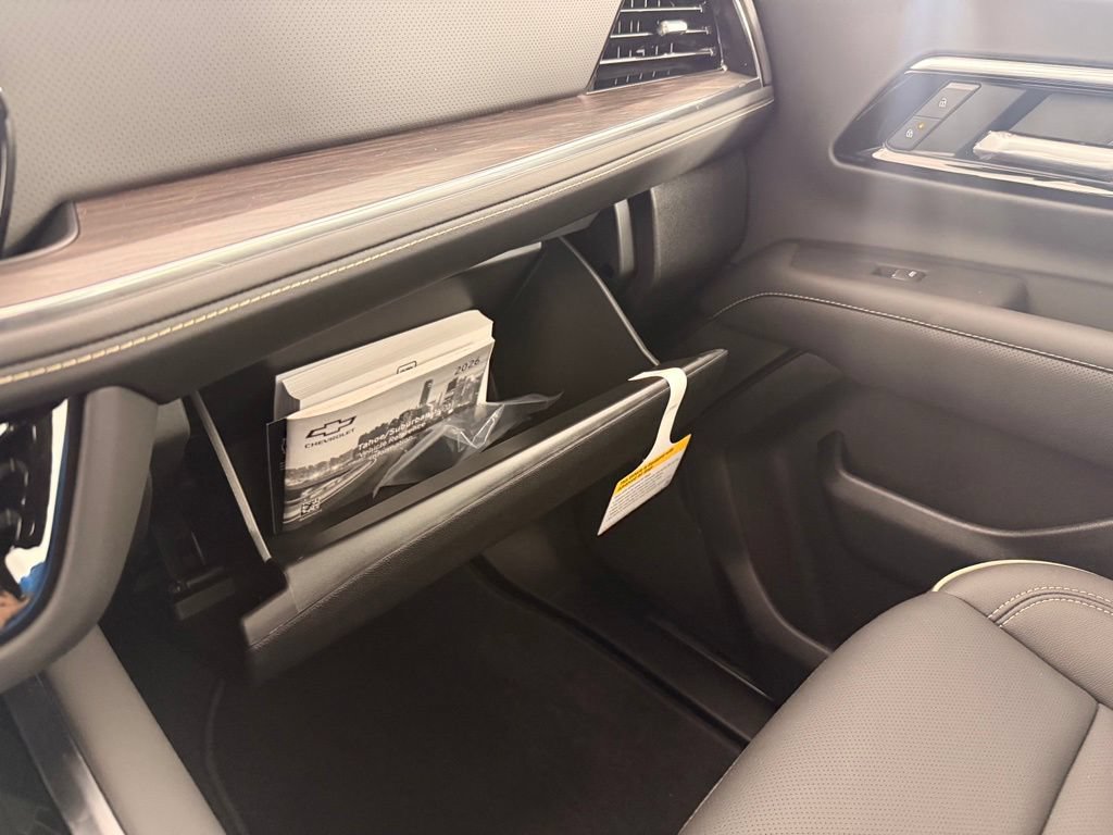 New 2026 Chevrolet Suburban Premier AWD/4WD image 39