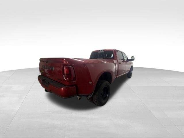 New 2026 RAM 3500 Laramie AWD/4WD image 7