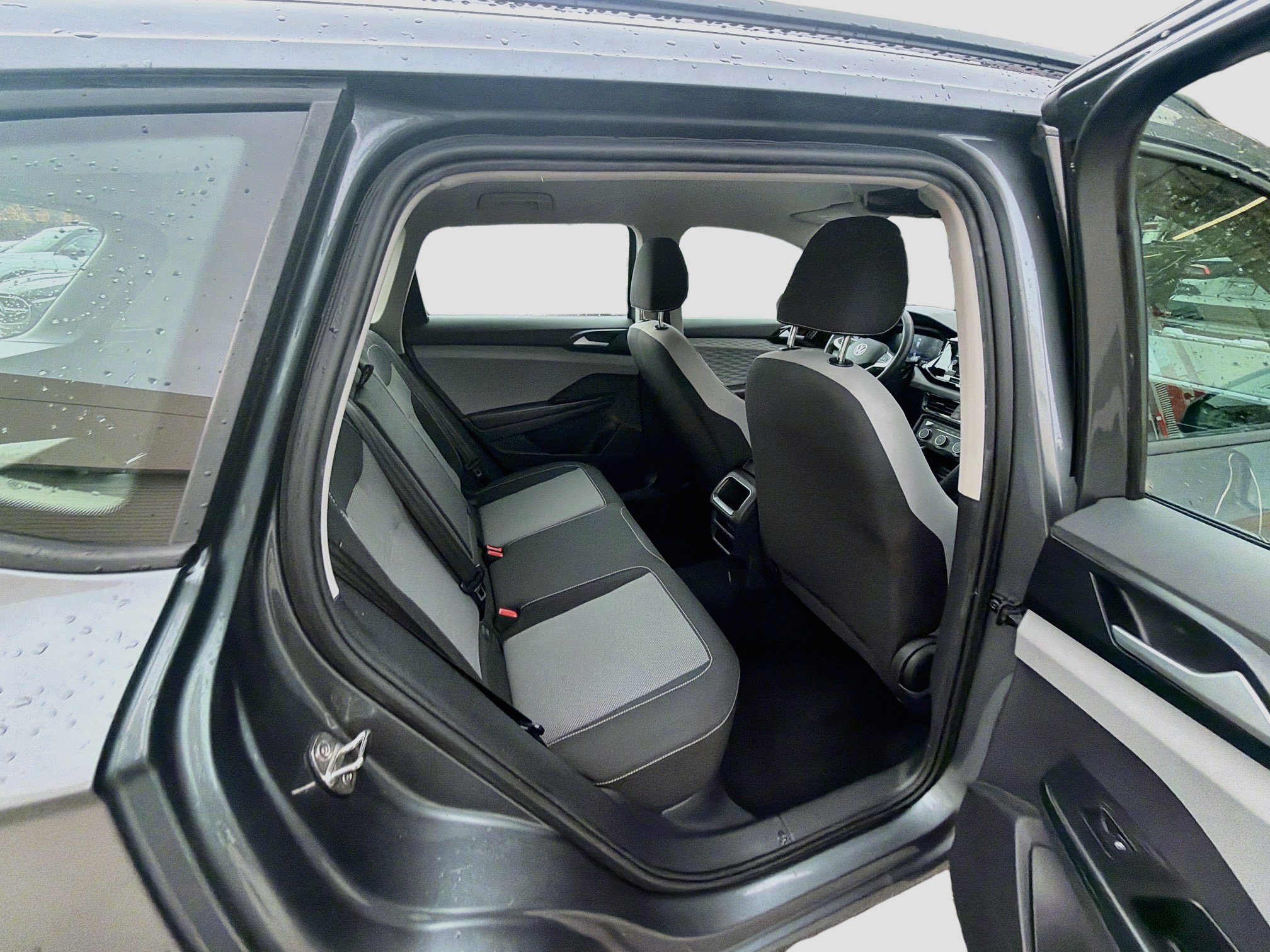 Used 2022 Volkswagen Taos S FWD image 27