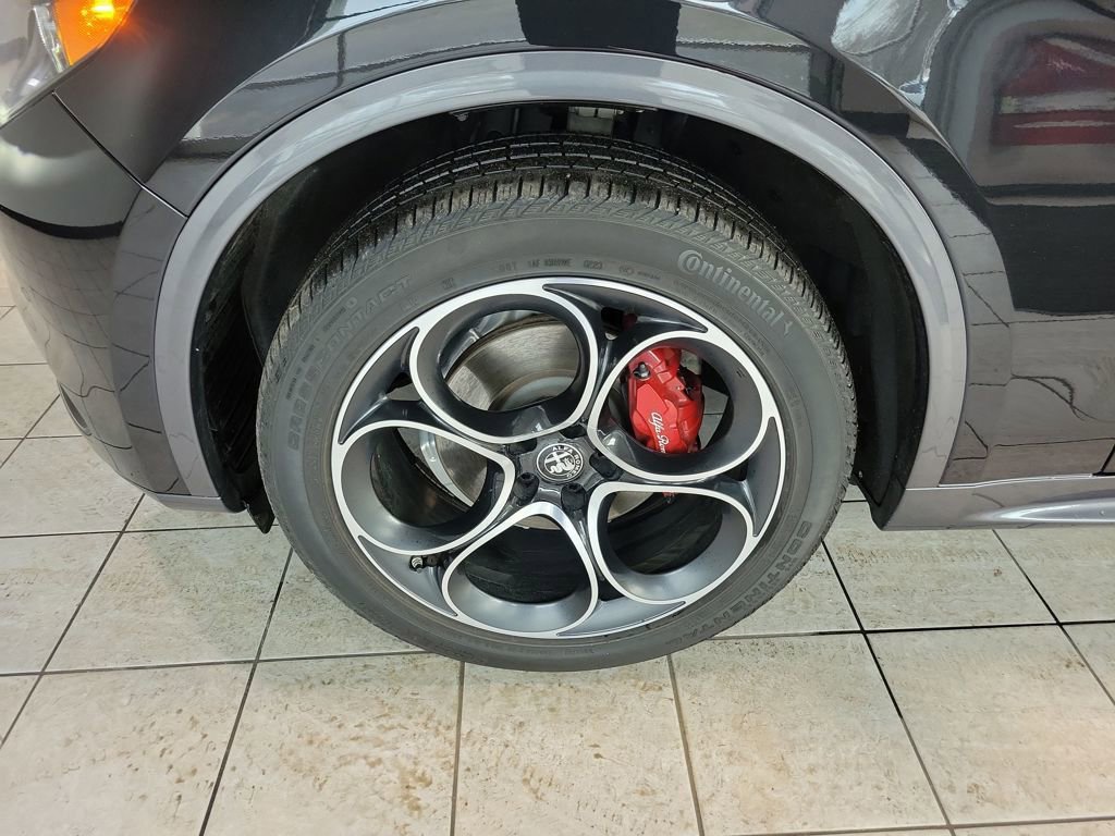 Used 2024 Alfa Romeo Stelvio Ti image 55