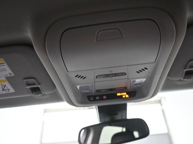 Used 2021 GMC Terrain SLT w/ Infotainment Package II image 8