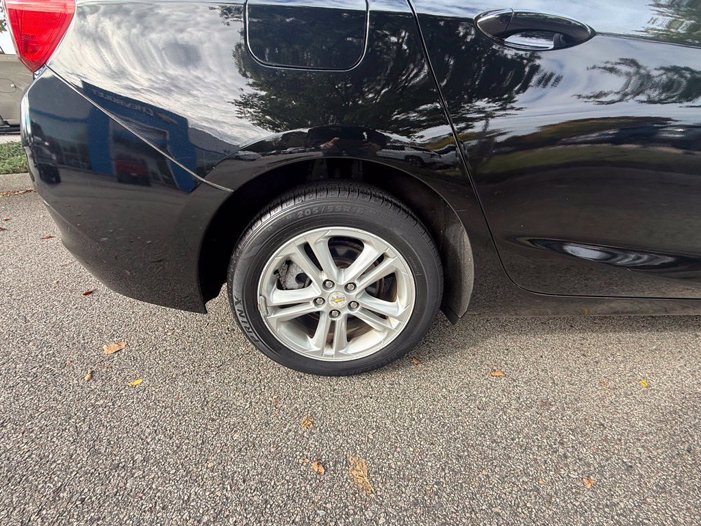 Used 2016 Chevrolet Cruze LT FWD image 30