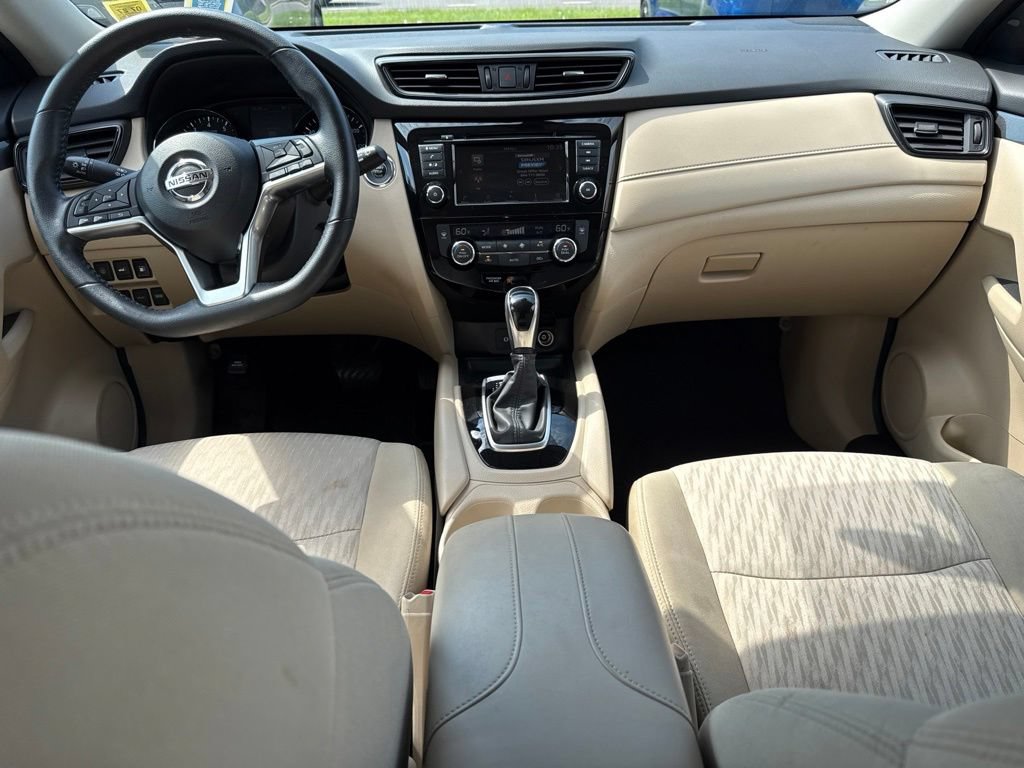Used 2020 Nissan Rogue SV AWD/4WD image 18