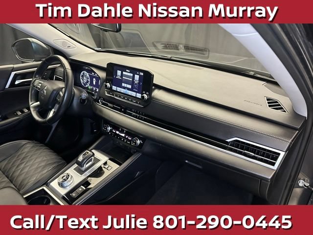 Used 2024 Mitsubishi Outlander SEL AWD/4WD image 17