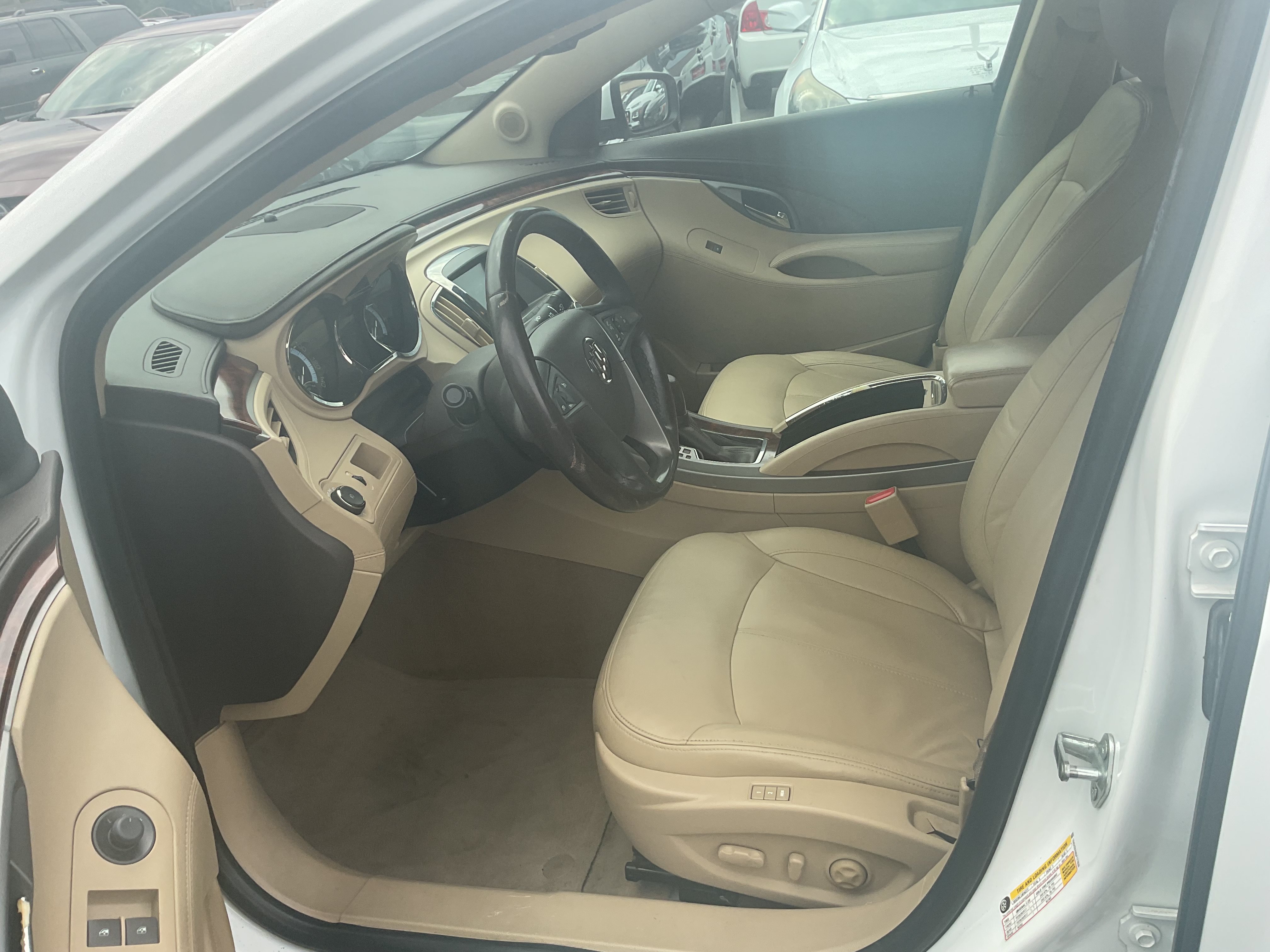 Used 2013 Buick LaCrosse Leather FWD image 13