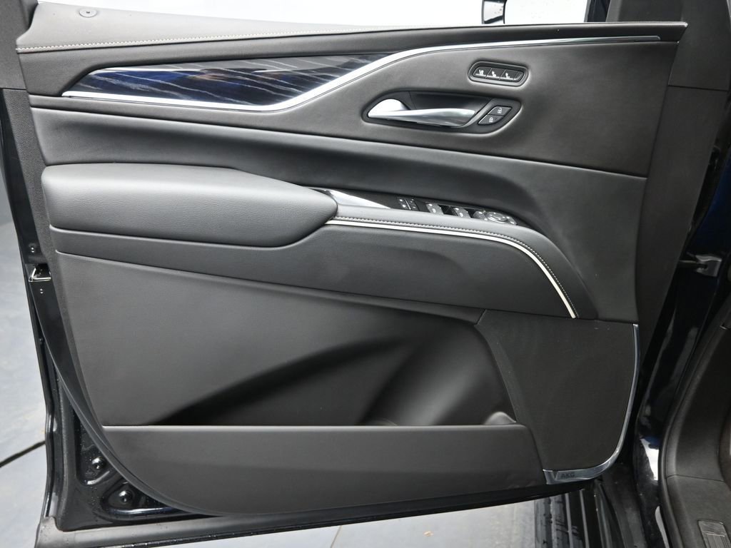 Used 2022 Cadillac Escalade Sport w/ Touring Package image 24