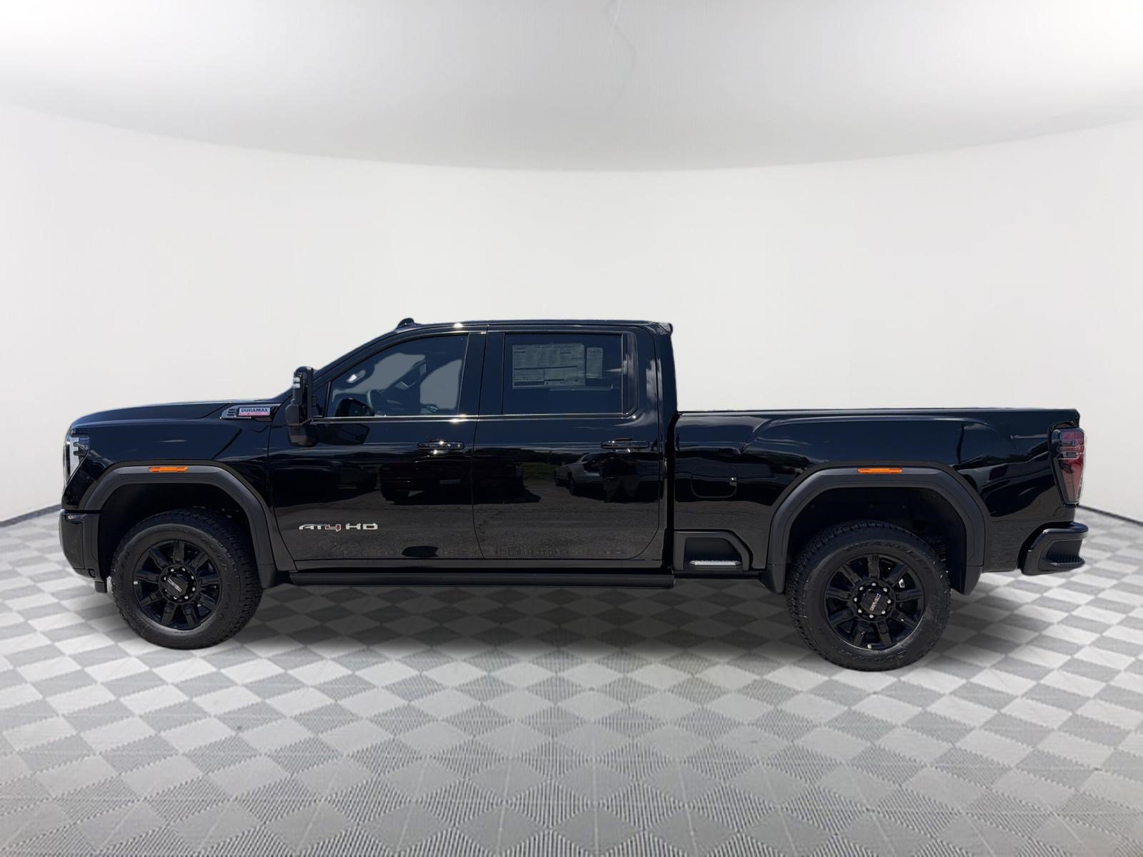 New 2026 GMC Sierra 2500 AT4 w/ AT4 Premium Plus Package AWD/4WD image 2