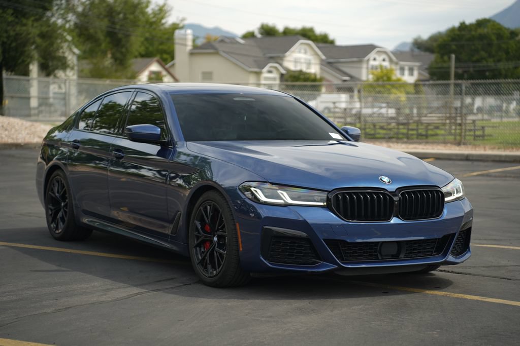 Used 2022 BMW M550i xDrive w/ Dynamic Handling Package AWD/4WD image 7
