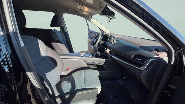 Used 2023 Nissan Rogue SV image 26