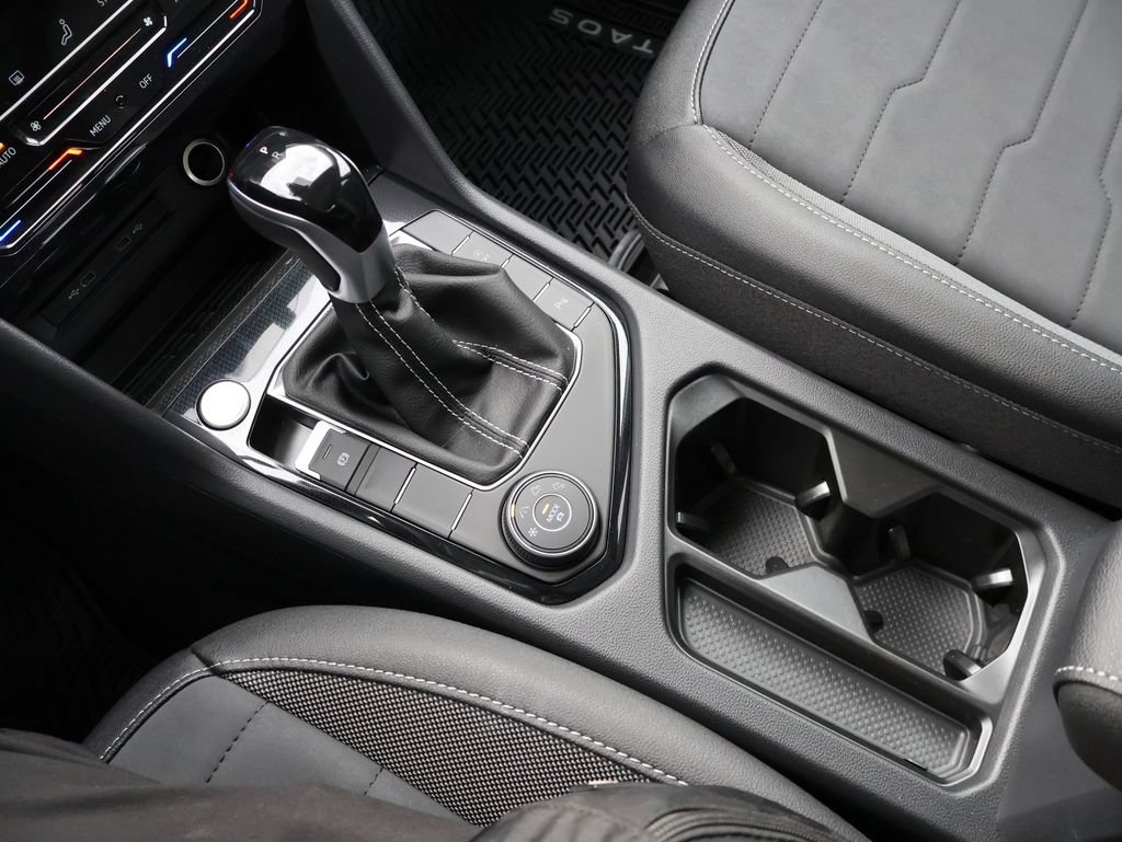 New 2026 Volkswagen Taos SE AWD/4WD image 16