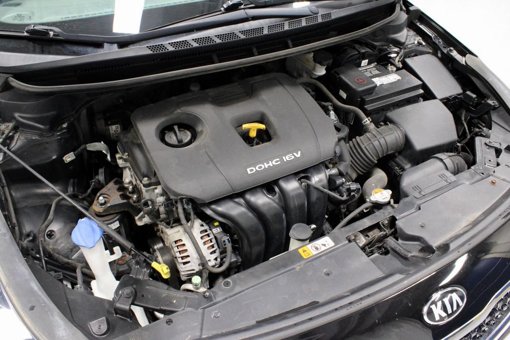 Used 2017 Kia Forte LX FWD image 15