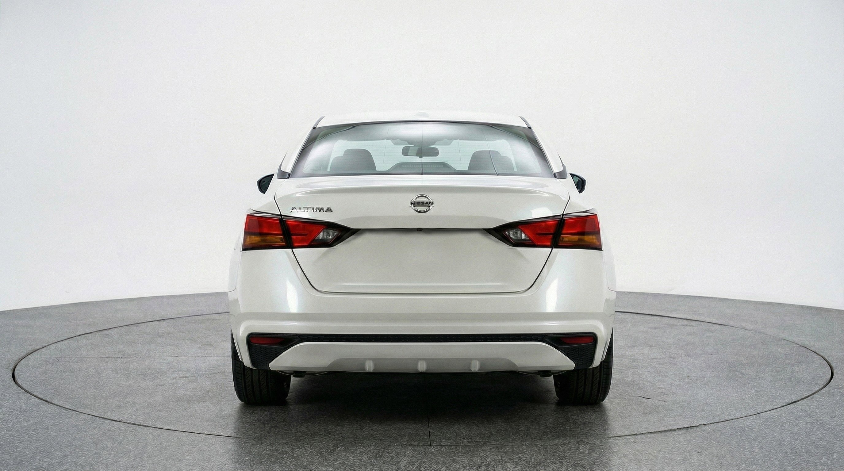 Used 2025 Nissan Altima 2.5 SV image 7