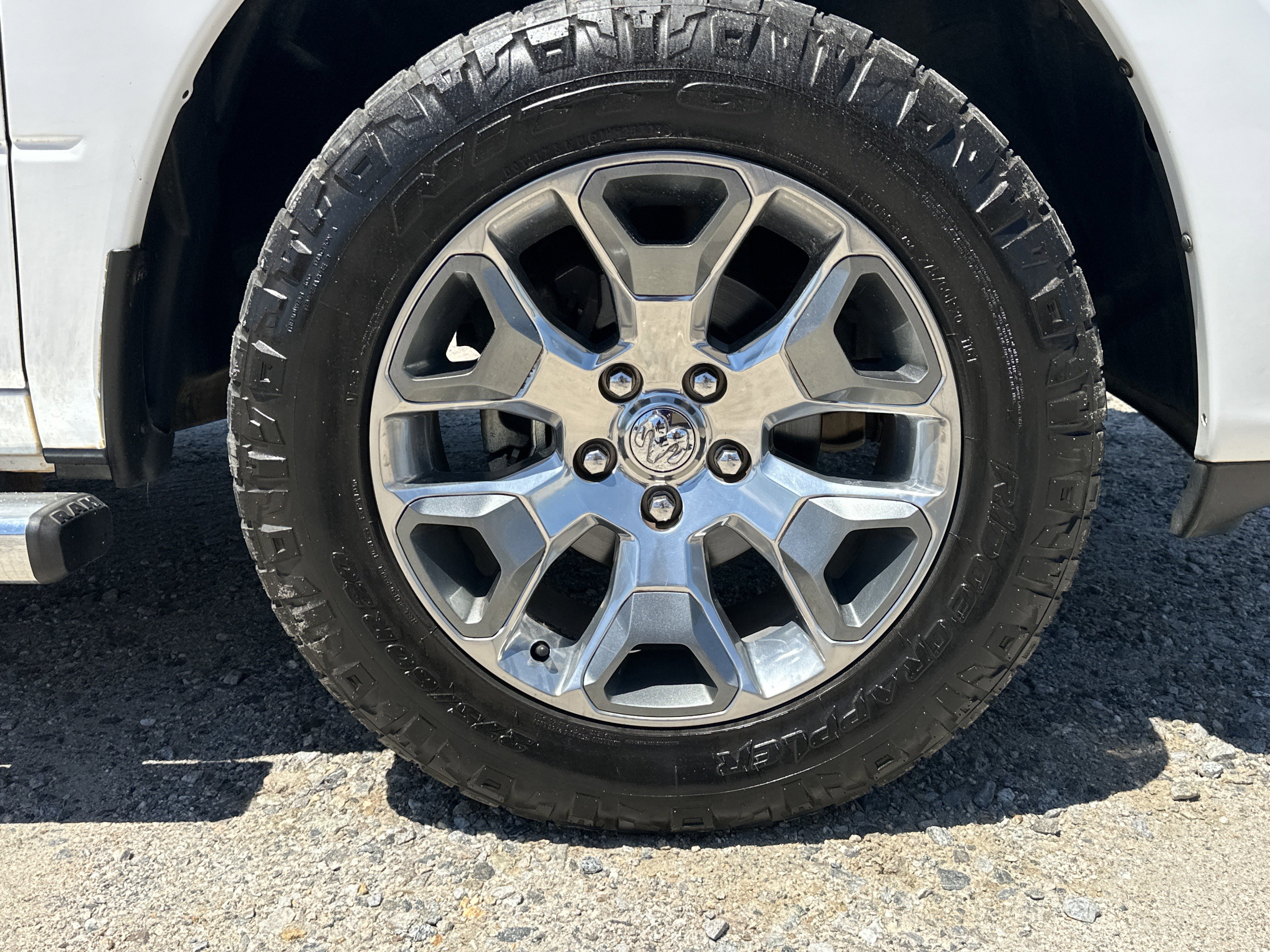 Used 2017 RAM 1500 Limited AWD/4WD image 13