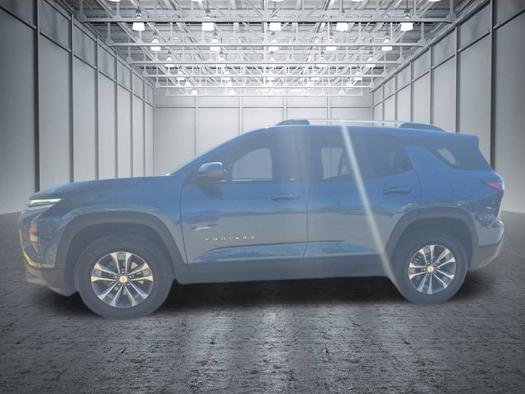 Certified 2025 Chevrolet Equinox LT w/ Convenience Package II AWD/4WD image 3