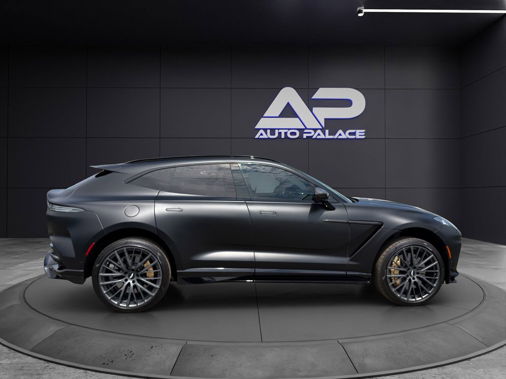 Used 2023 Aston Martin DBX 707 AWD/4WD image 8