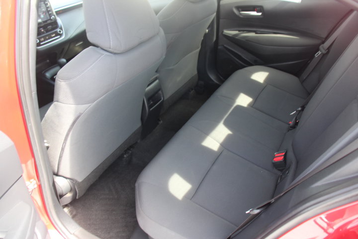 Used 2021 Toyota Corolla LE FWD image 13