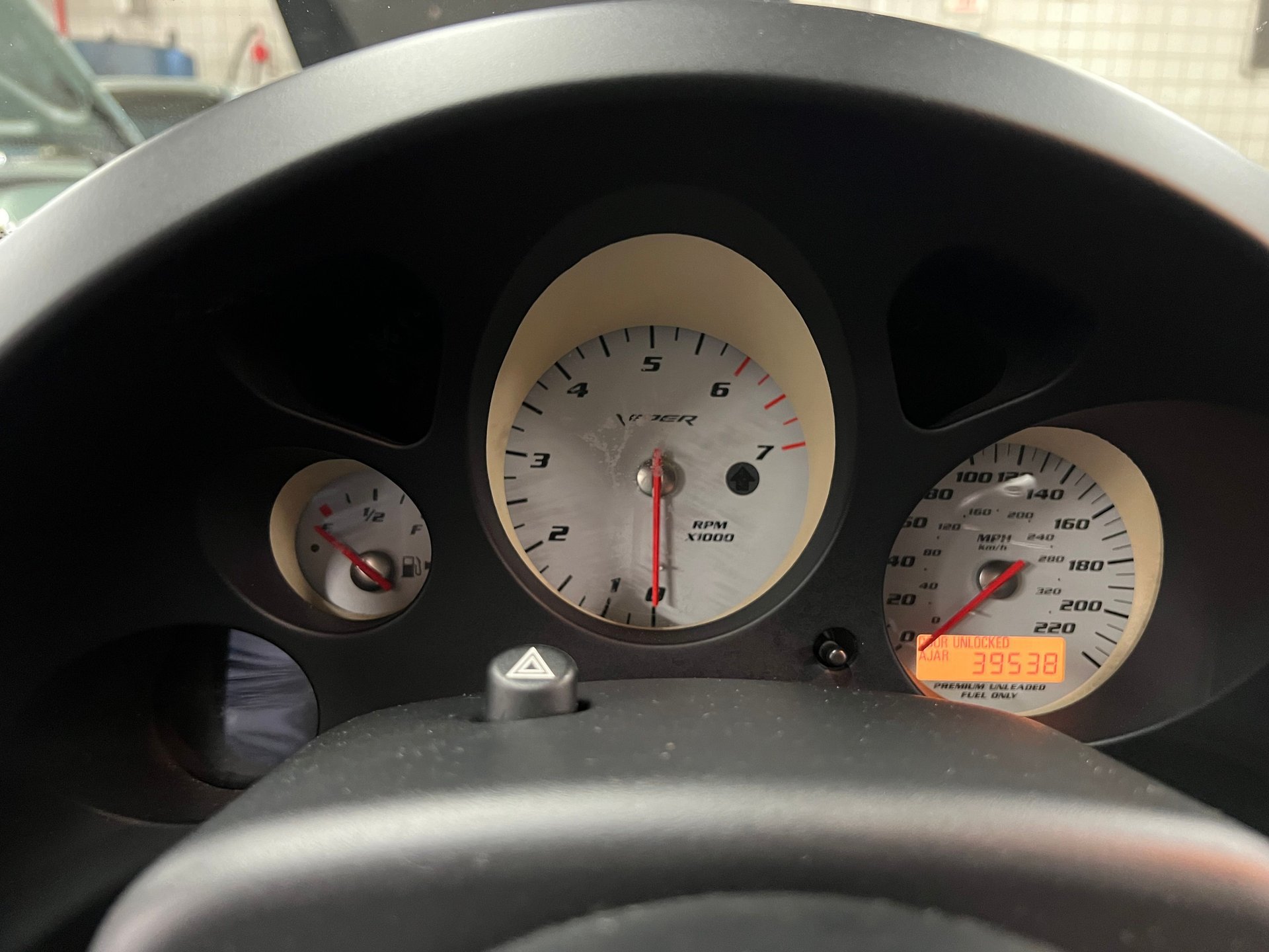Used 2004 Dodge Viper SRT-10 RWD image 14