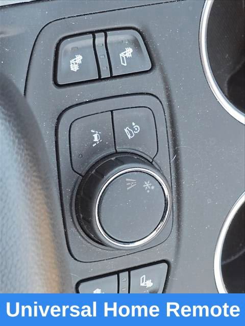 Used 2018 GMC Terrain SLT w/ Preferred Package image 22