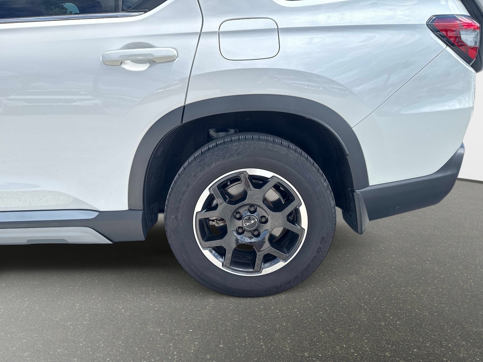 Used 2025 Honda Pilot EX-L image 10