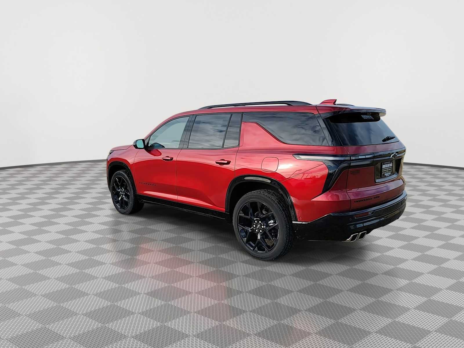 Used 2025 Chevrolet Traverse RS w/ LPO, Floor Liner Package AWD/4WD image 6
