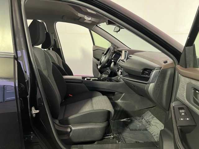 Certified 2021 Nissan Rogue S image 25