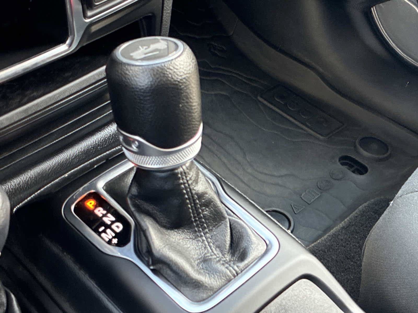 Used 2022 Jeep Wrangler Unlimited Sport AWD/4WD image 27