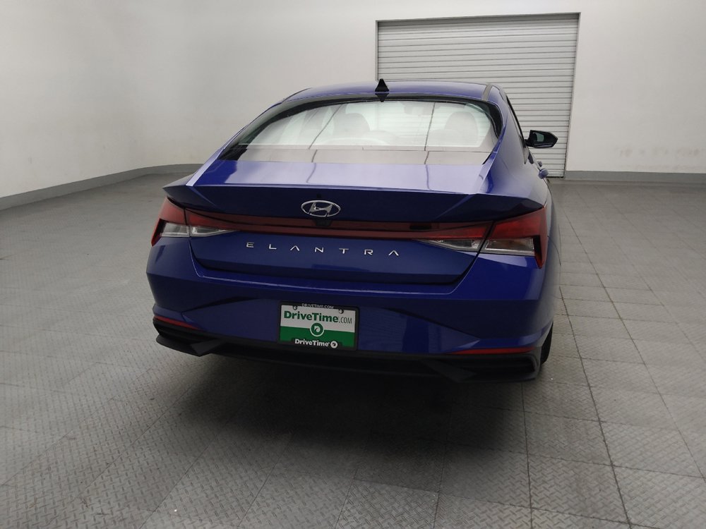 Used 2021 Hyundai Elantra SEL FWD image 7