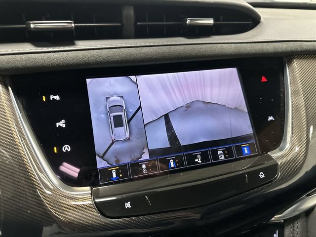 Certified 2025 Cadillac XT6 Sport w/ Platinum Package AWD/4WD image 13
