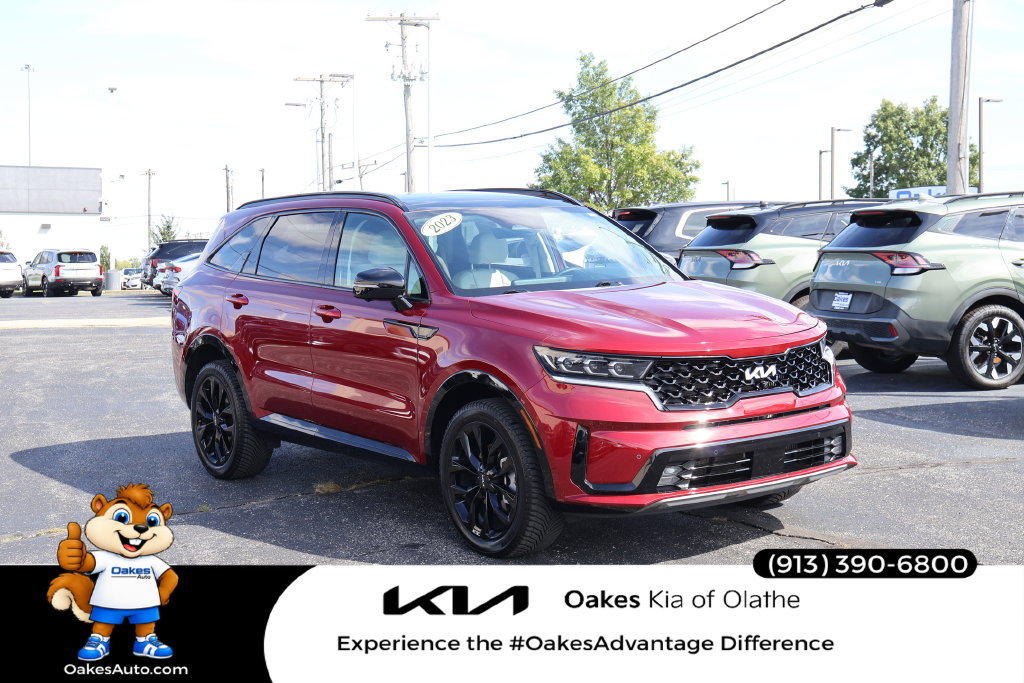 Used 2023 Kia Sorento SX