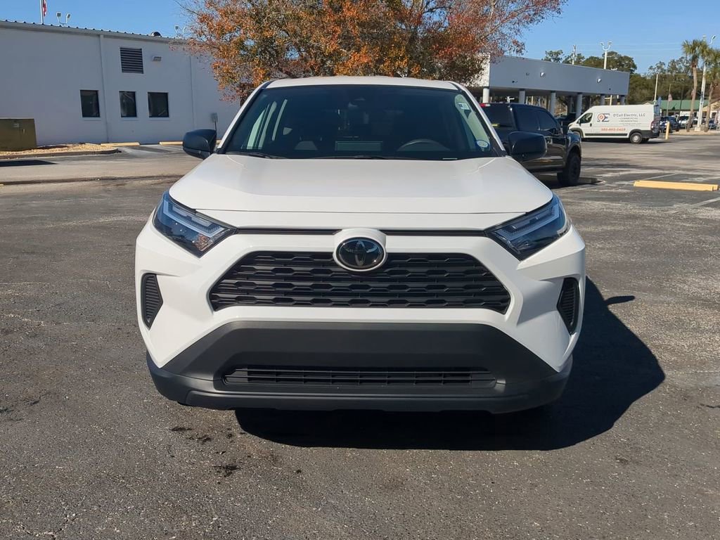 Used 2025 Toyota RAV4 LE image 10