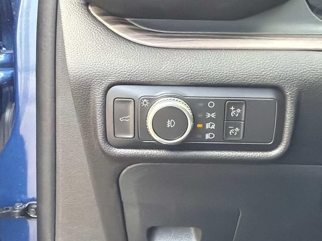 Used 2022 Ford Explorer Limited w/ Equipment Group 301A RWD image 27