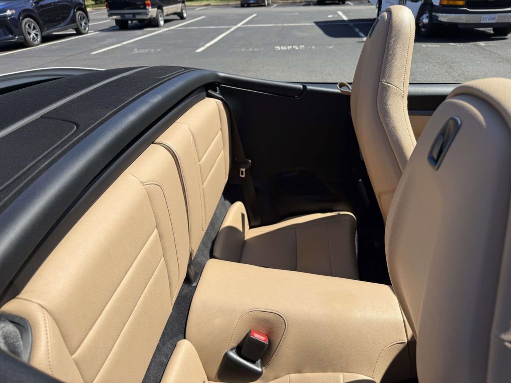 Used 2020 Porsche 911 Carrera image 17