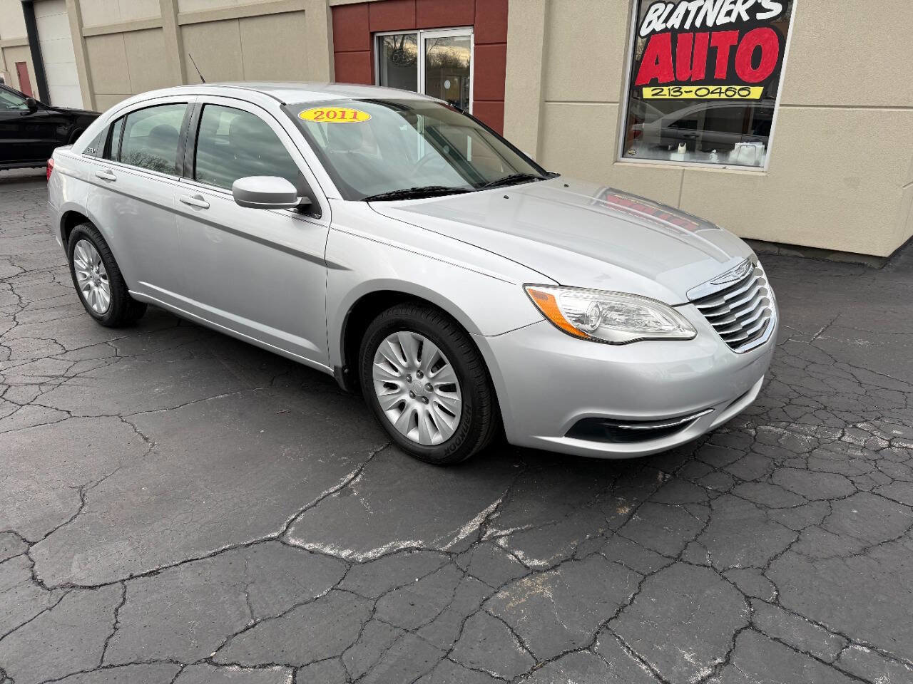 Used 2011 Chrysler 200 LX
