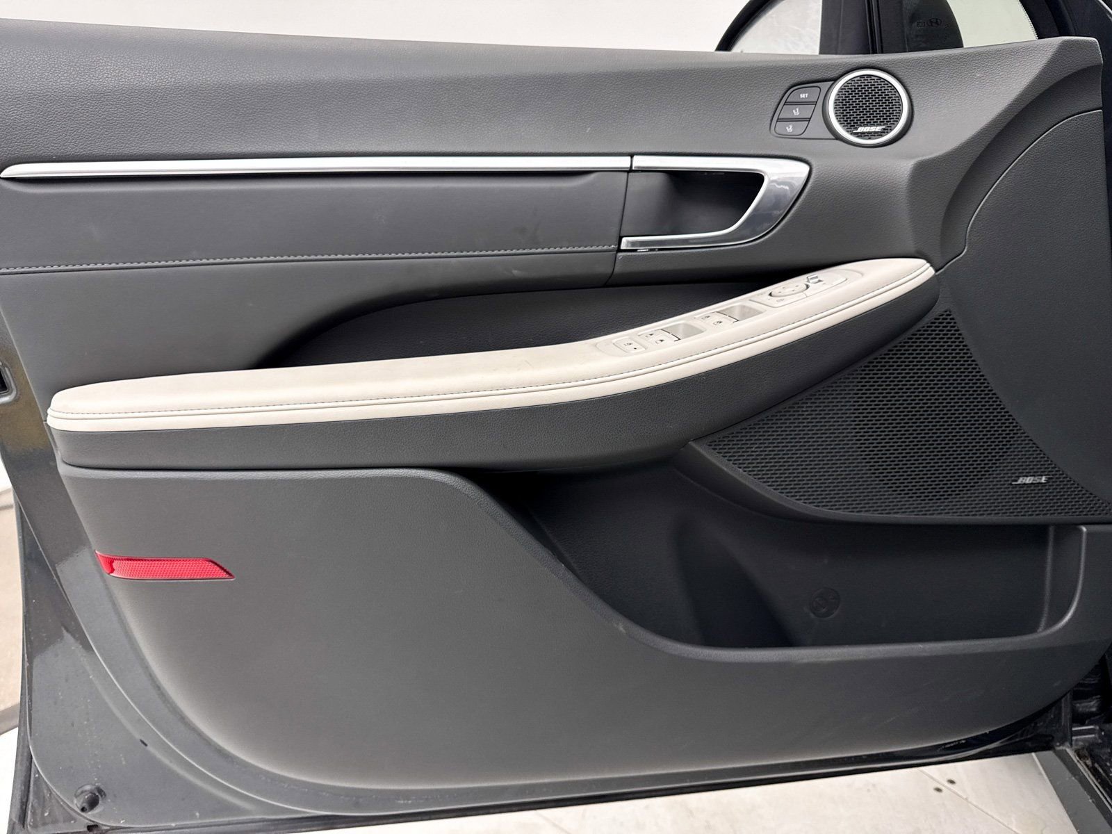 Used 2023 Hyundai Sonata Limited image 30