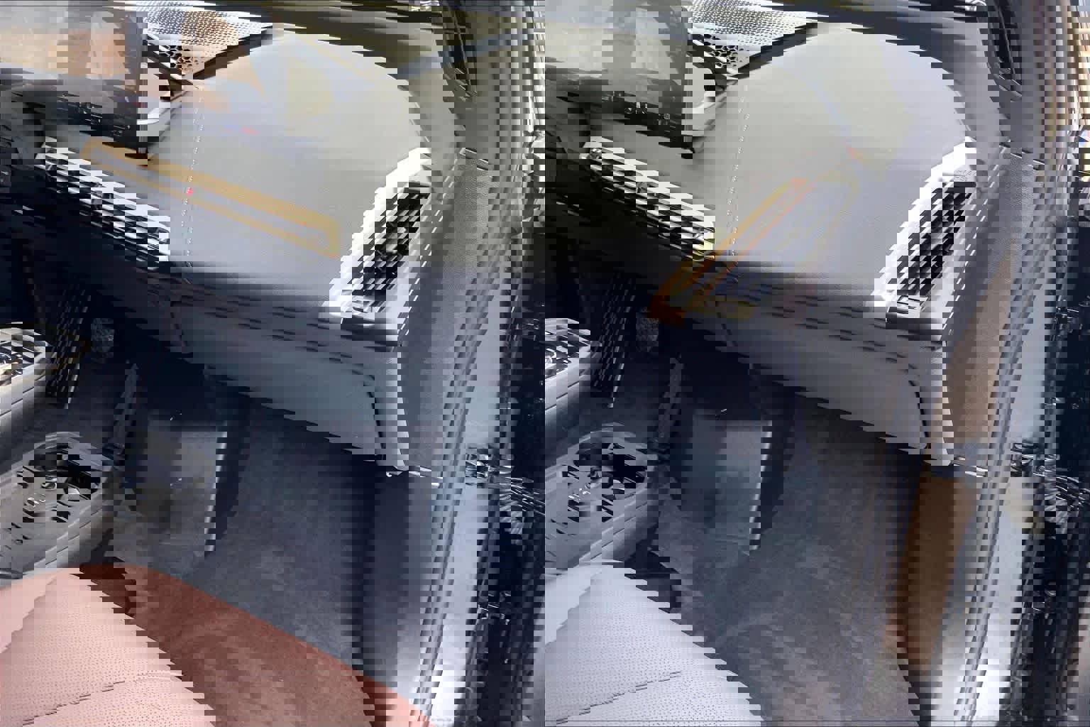 Certified 2024 BMW iX xDrive50 w/ Sport Package image 18