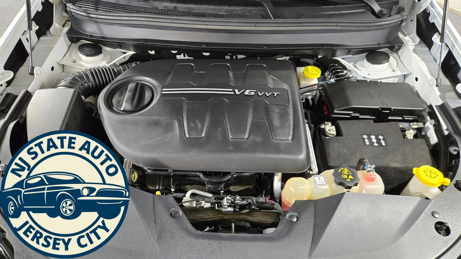 Used 2022 Jeep Cherokee Limited AWD/4WD image 38