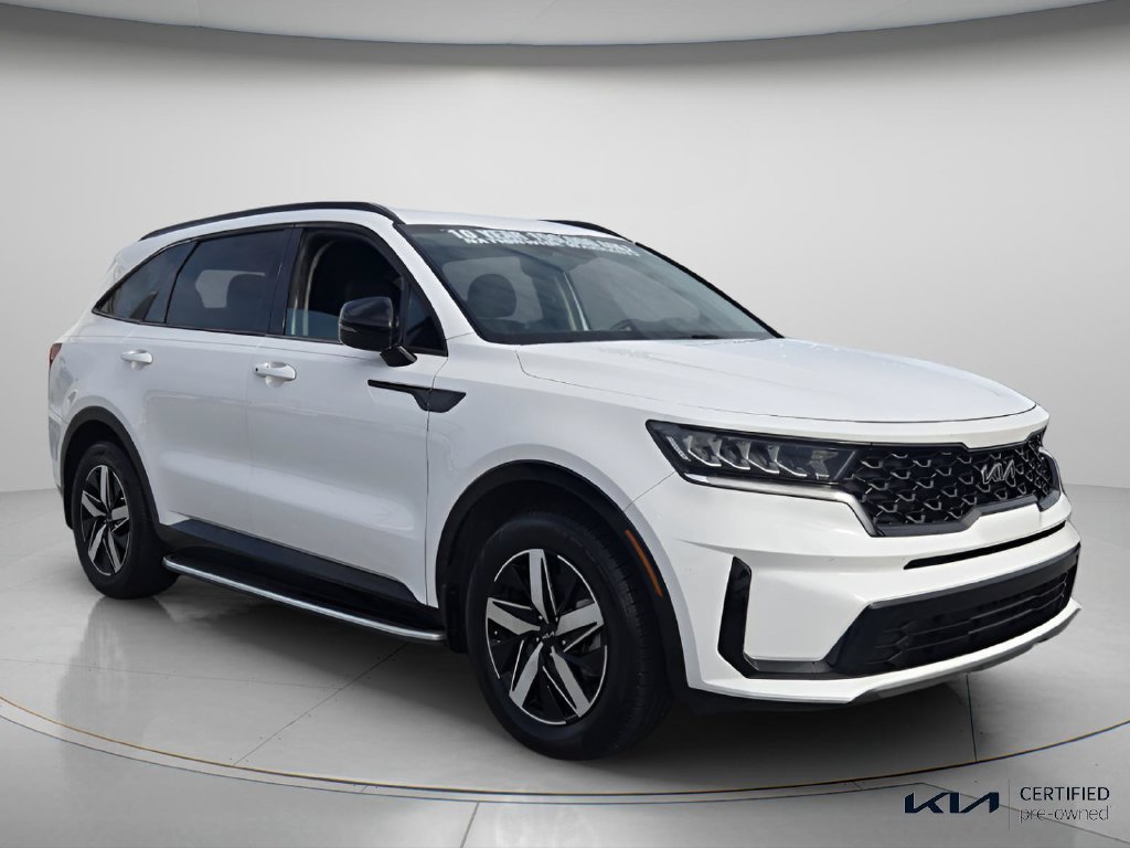 Certified 2022 Kia Sorento S FWD image 9
