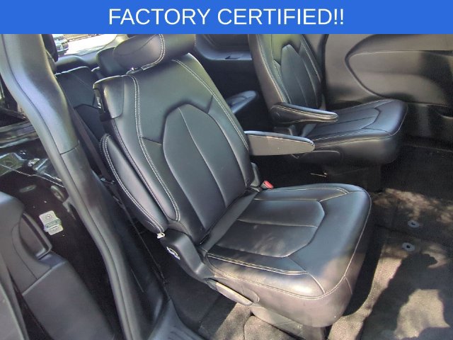 Certified 2026 Chrysler Pacifica Select FWD image 31