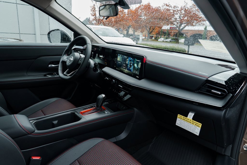 New 2026 Nissan Kicks SR w/ Cold Weather Package image 26