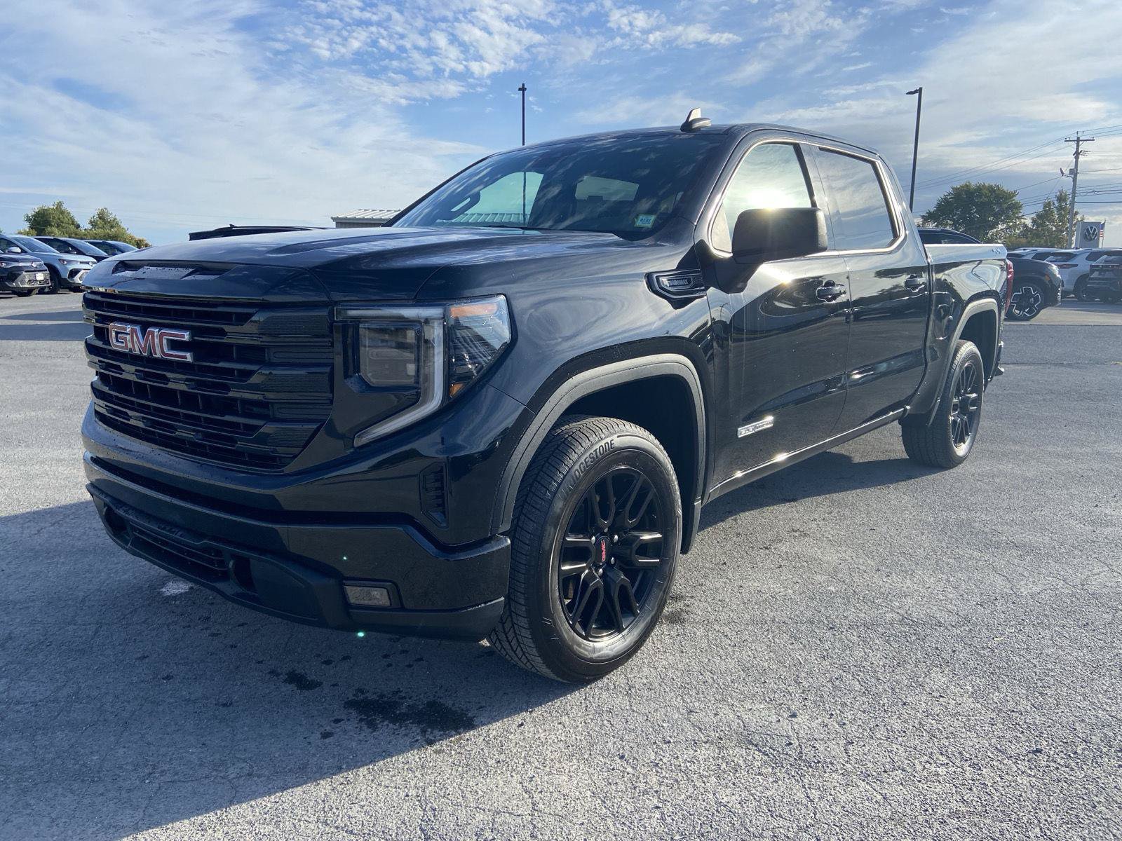 Used 2026 GMC Sierra 1500 Elevation AWD/4WD image 3