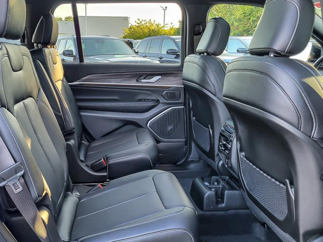 New 2027 Jeep Grand Cherokee L Limited AWD/4WD image 27