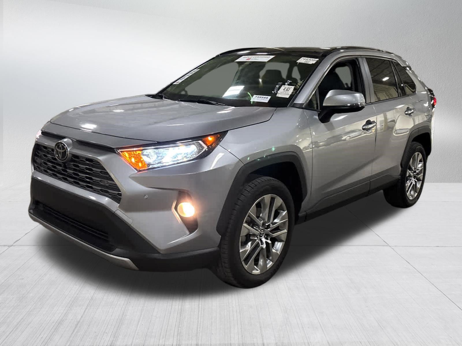 Certified 2021 Toyota RAV4 Limited AWD/4WD image 3