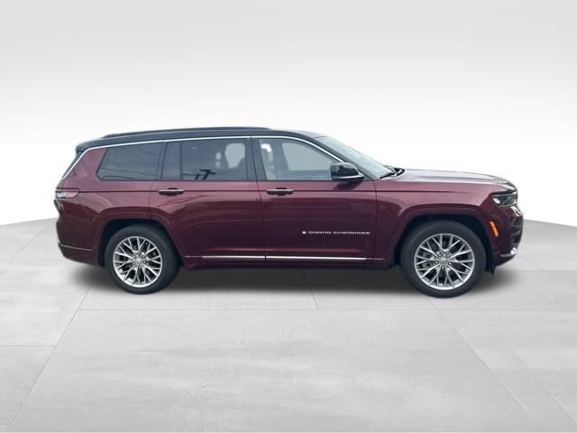 Used 2025 Jeep Grand Cherokee L Summit w/ Luxury Tech Group V AWD/4WD image 4