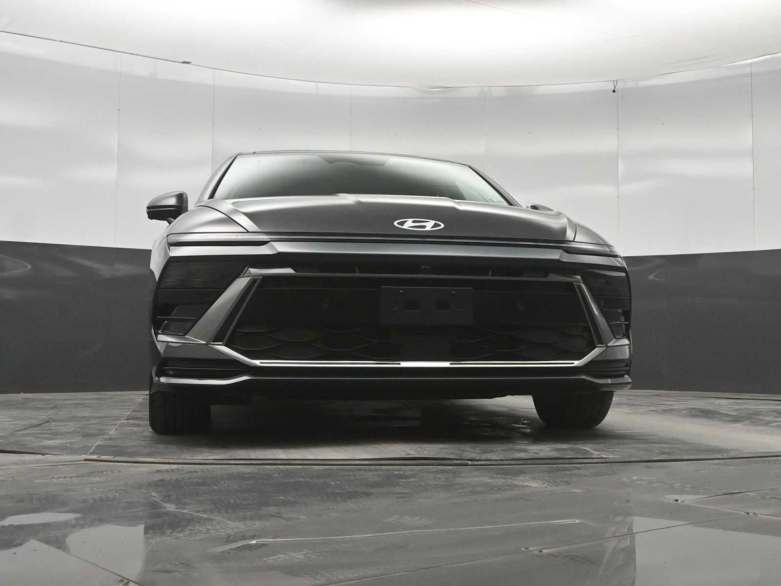 New 2026 Hyundai Sonata Limited FWD image 36