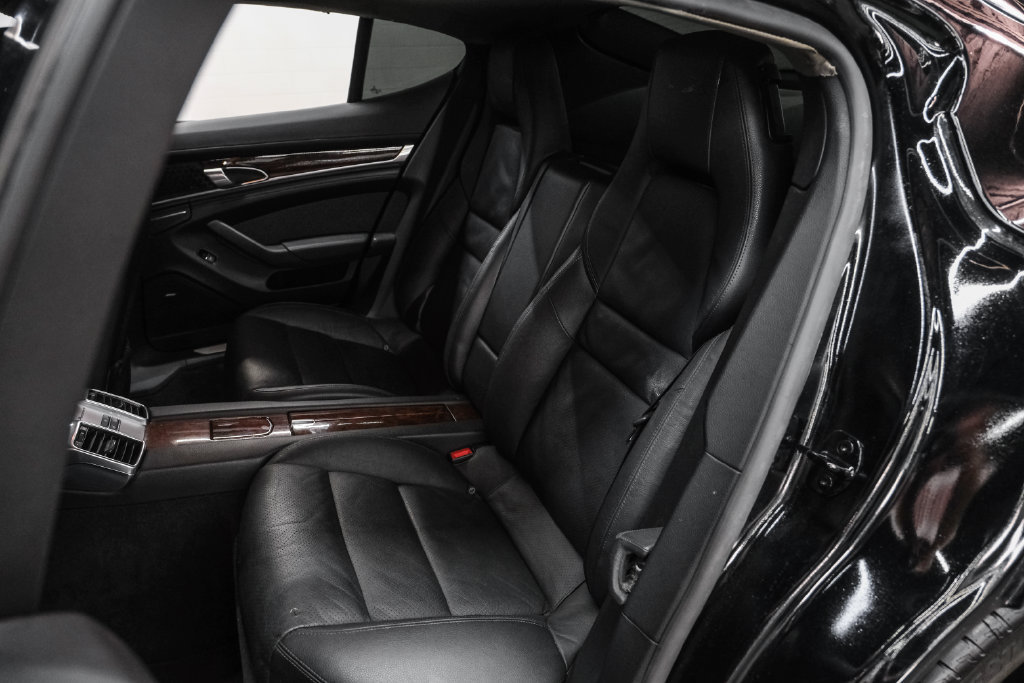 Used 2012 Porsche Panamera 4 image 43