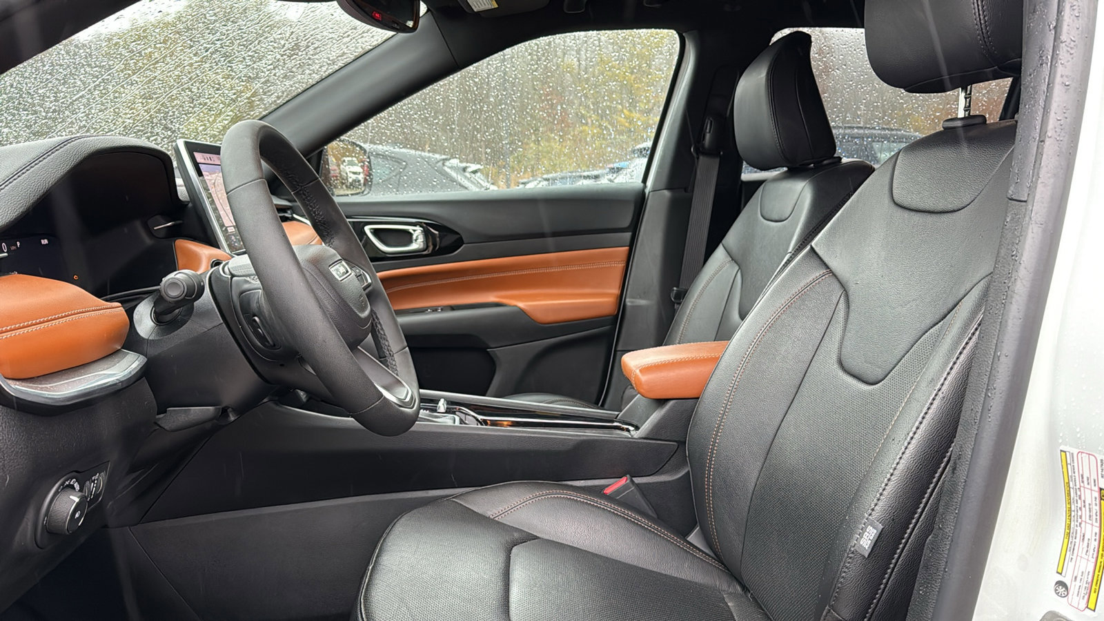 Certified 2024 Jeep Compass Limited w/ Elite Group image 13