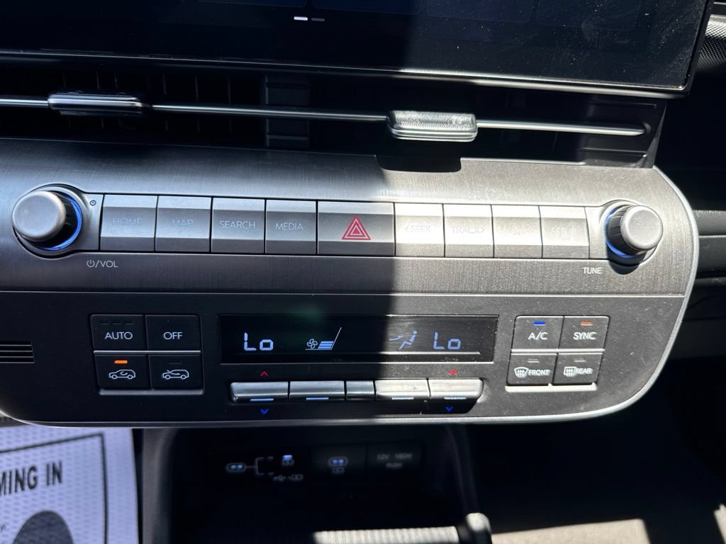 Used 2024 Hyundai Kona SEL AWD/4WD image 21