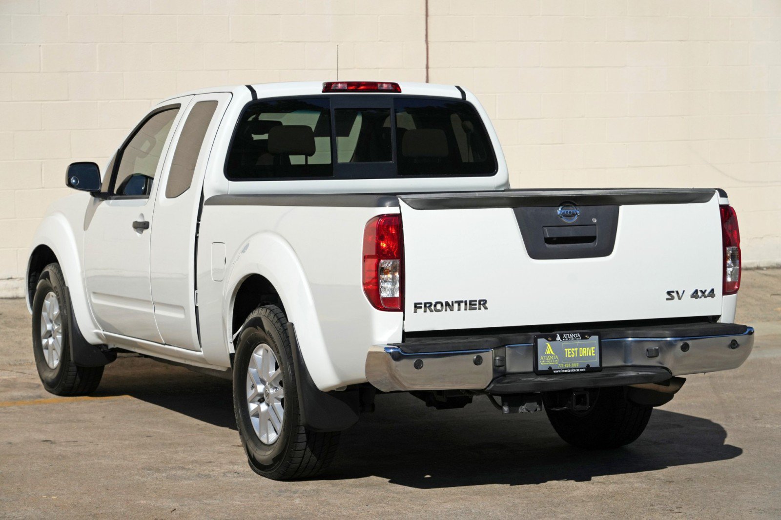 Used 2017 Nissan Frontier SV w/ SV Value Truck Package AWD/4WD image 38