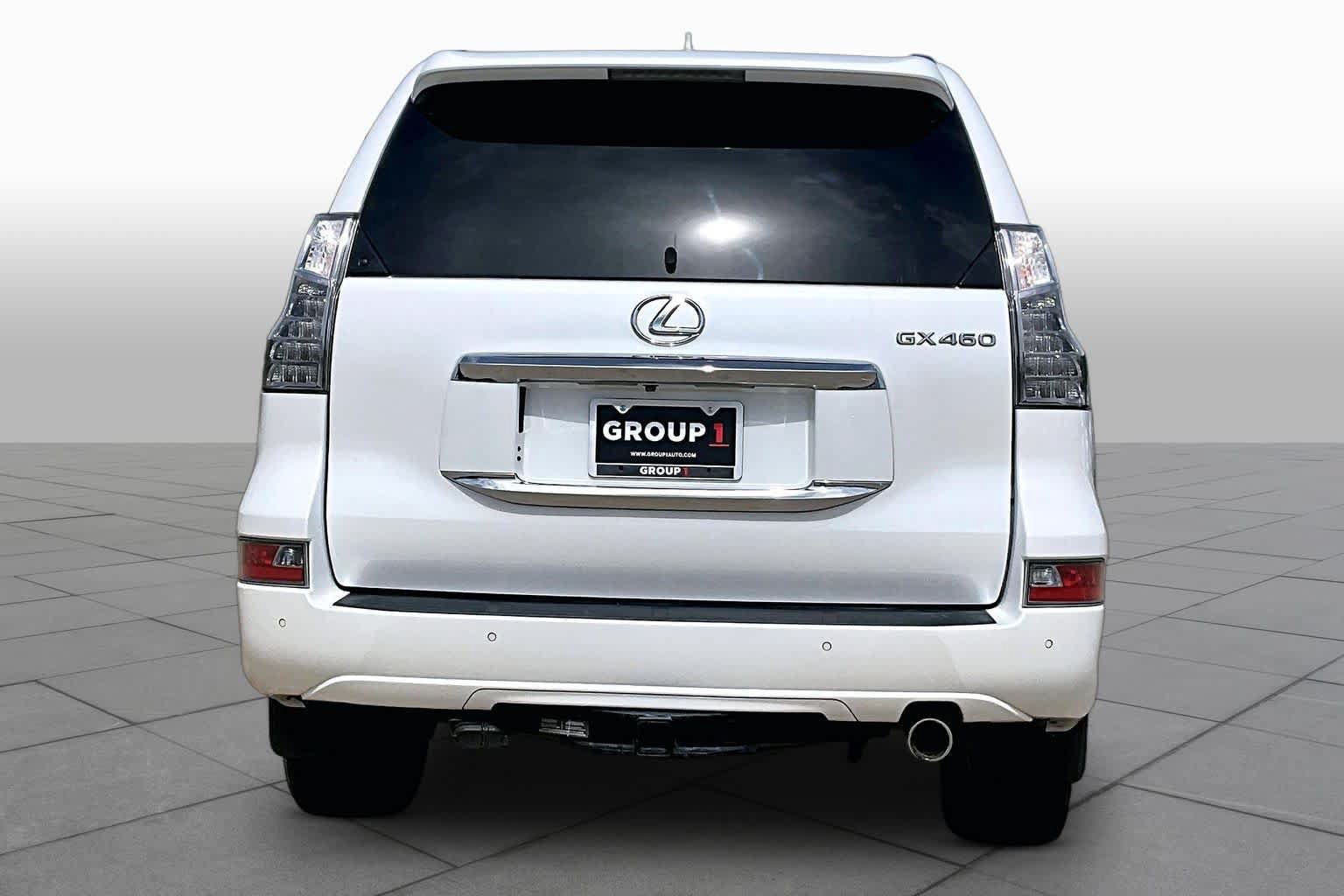 Used 2018 Lexus GX 460 Luxury w/ Preferred Accessory Package AWD/4WD image 5