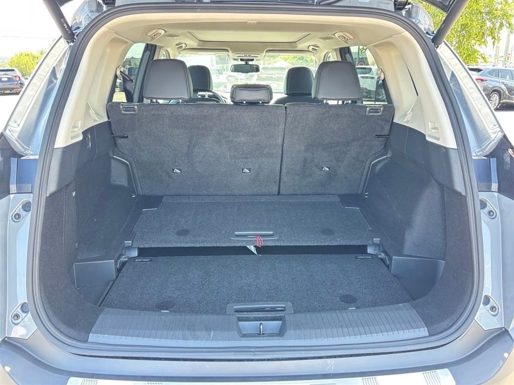 Used 2023 Nissan Rogue SL AWD/4WD image 17